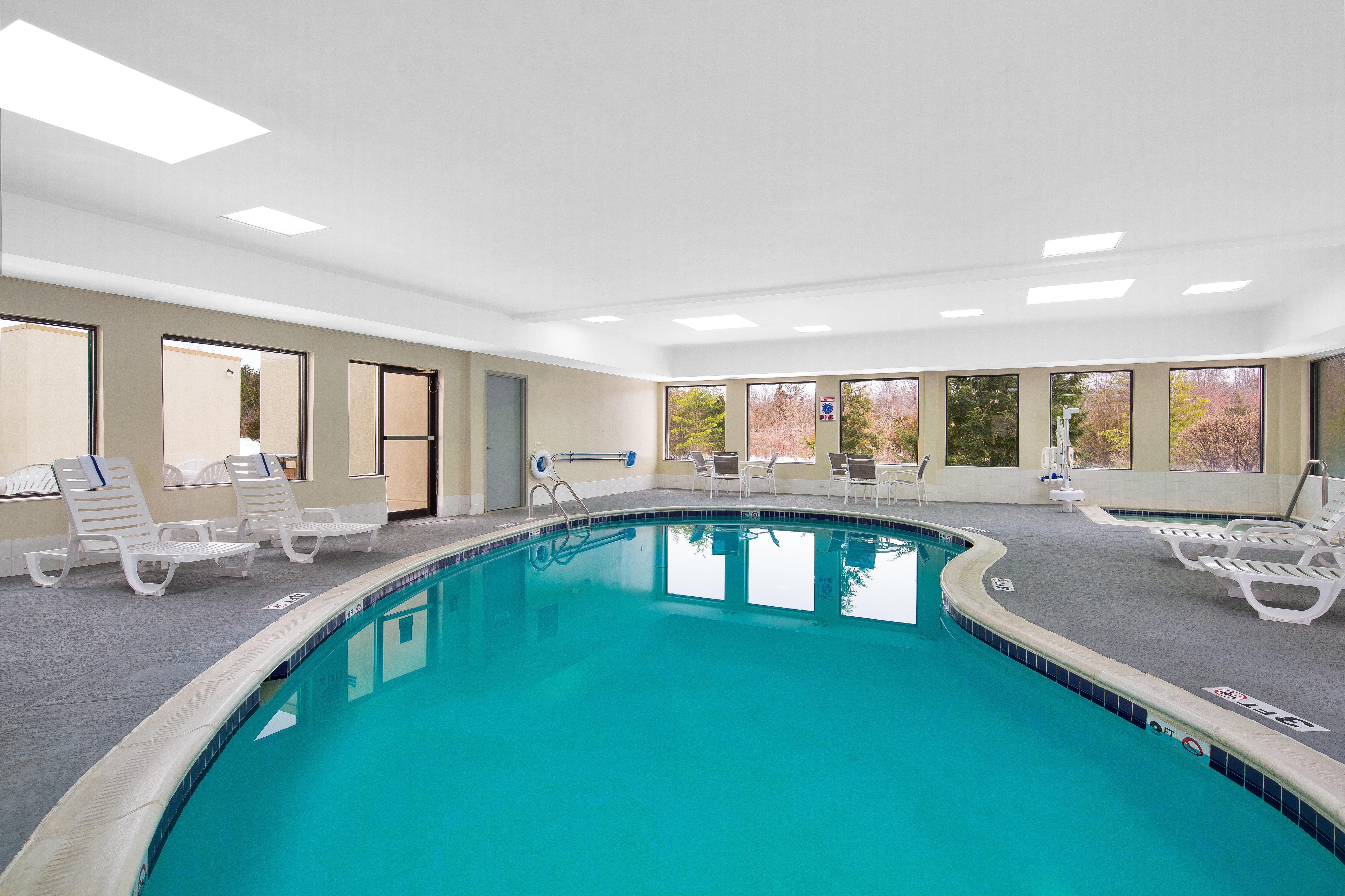 Holiday Inn Express Harrisburg I-81 - Hershey By Ihg Manadahill Exteriör bild