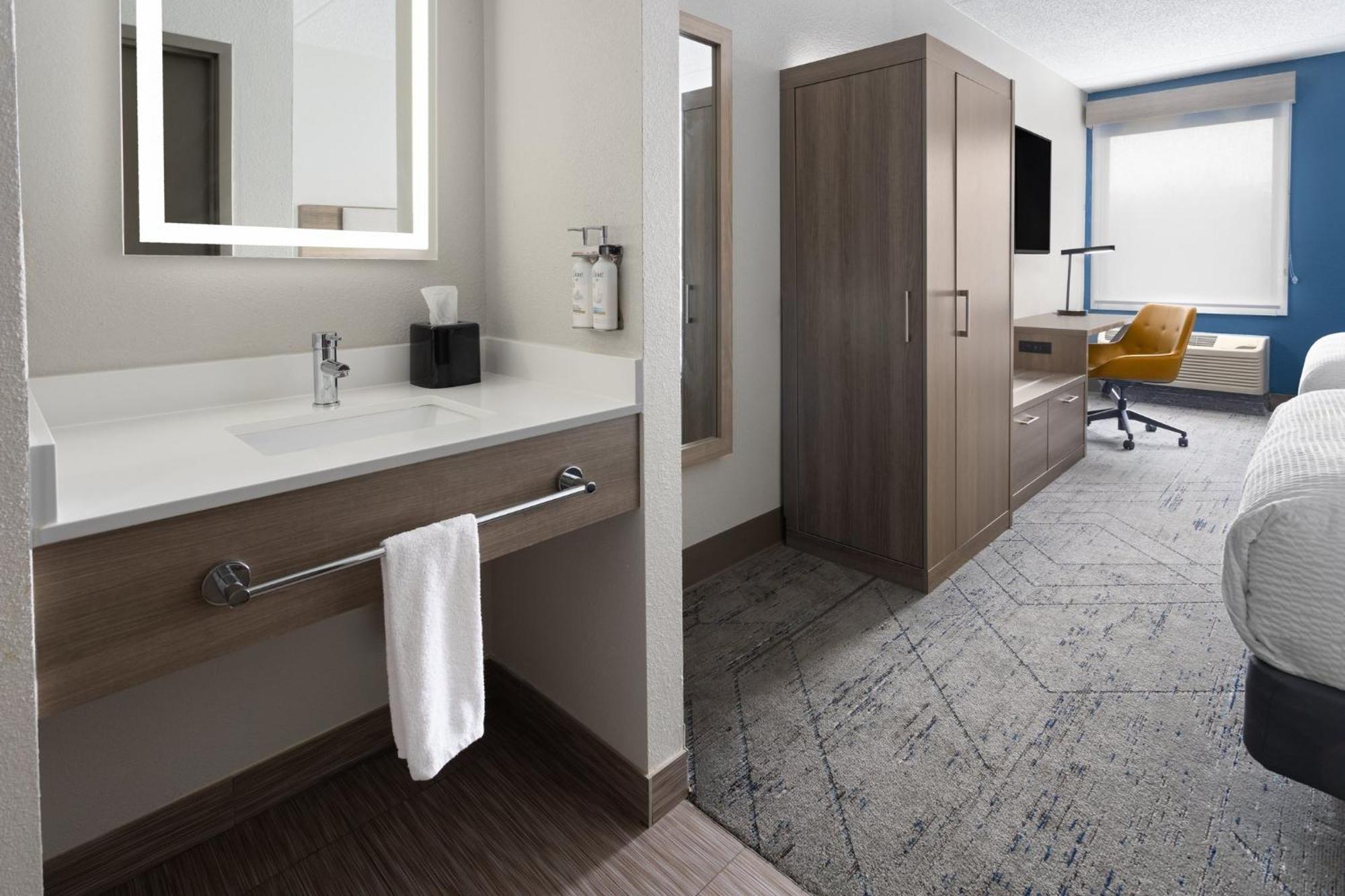 Holiday Inn Express Harrisburg I-81 - Hershey By Ihg Manadahill Exteriör bild